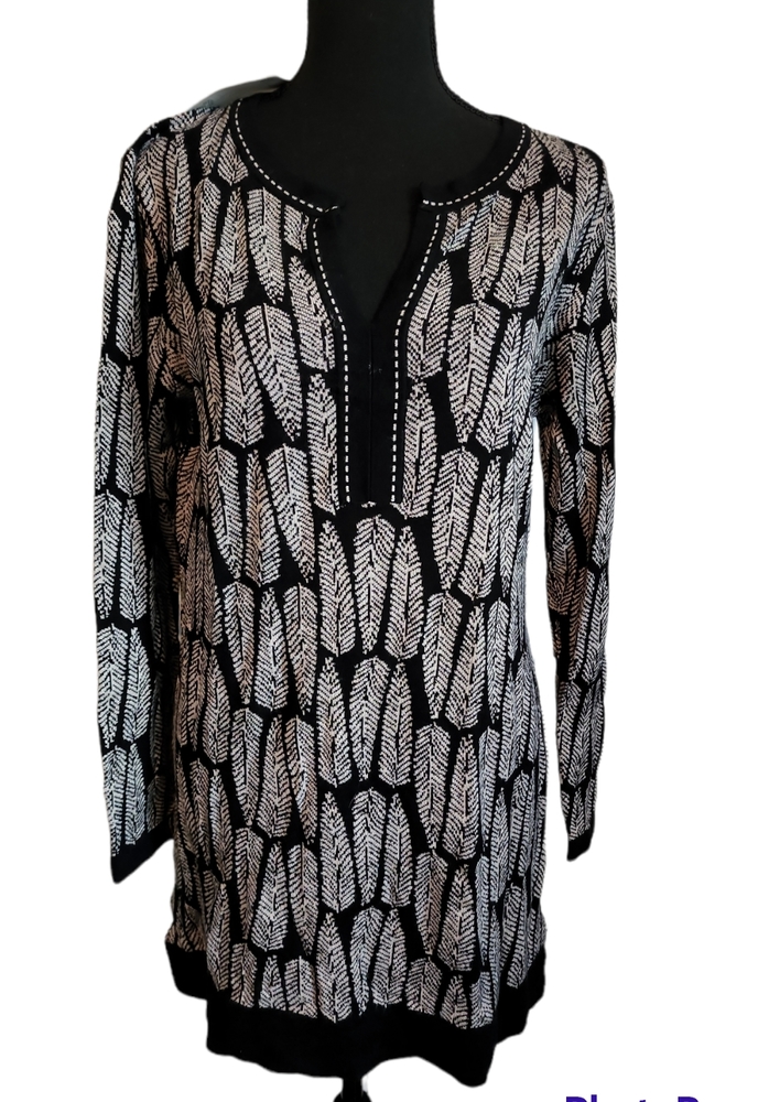 NWT. SIGRID OLSEN feather print tunic sweater